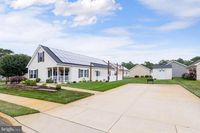 32 PAUL REVERE CT, Millville, NJ 08332