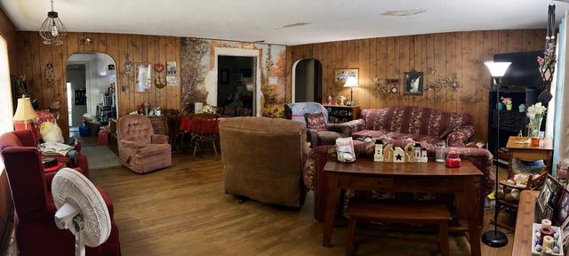 1400 W Edgemoor Dr, El Dorado, KS 67042