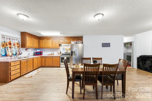 1304 Cambridge Drive, Shelby, NC 28152