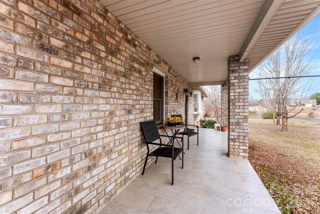 1304 Cambridge Drive, Shelby, NC 28152