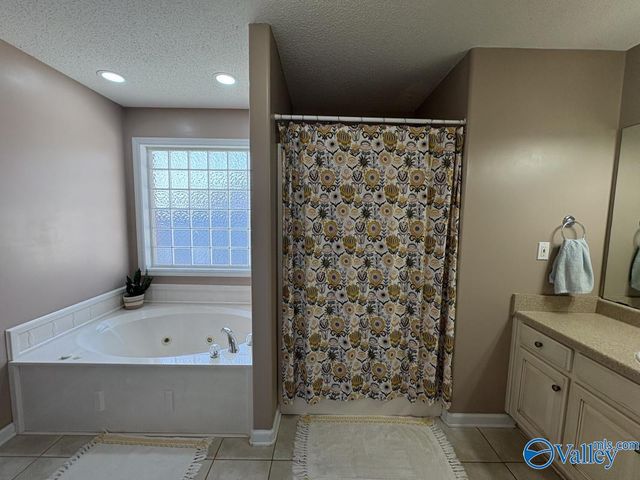 17366 Jameson Drive, Harvest, AL 35749