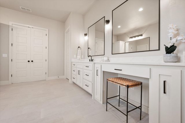 1105 Savannah Drive, New Home, TX 79383