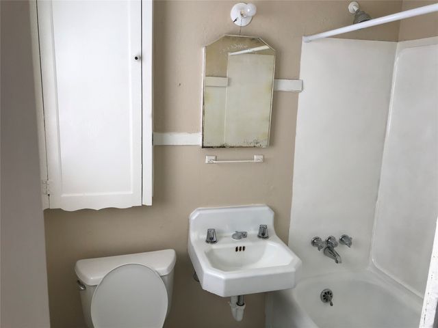 5800 Vickery Boulevard 4, Dallas, TX 75206