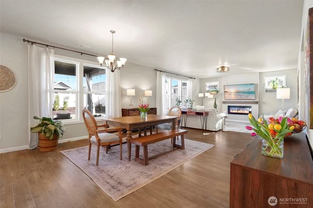 4724 W Junco Street, Moses Lake, WA 98837