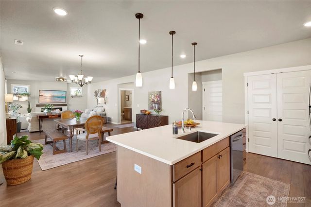 4724 W Junco Street, Moses Lake, WA 98837