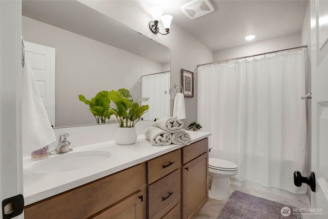 4724 W Junco Street, Moses Lake, WA 98837