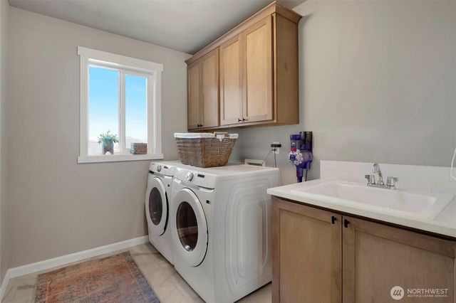 4724 W Junco Street, Moses Lake, WA 98837