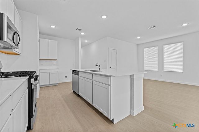 1205 Twisted Creek, New Braunfels, TX 78130