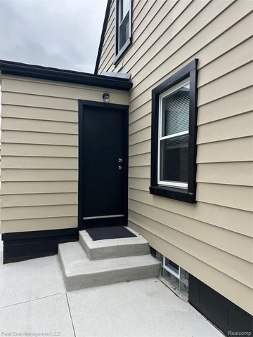 171 Bassett Street, Pontiac, MI 48341