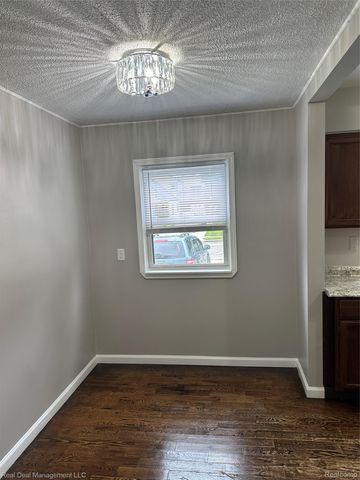 171 Bassett Street, Pontiac, MI 48341