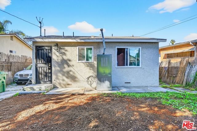 916 E 68th Street, Inglewood, CA 90302