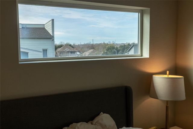 6021 Seville DR, Austin, TX 78724