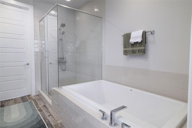 6021 Seville DR, Austin, TX 78724