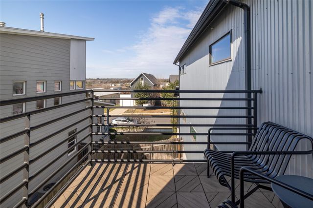 6021 Seville DR, Austin, TX 78724