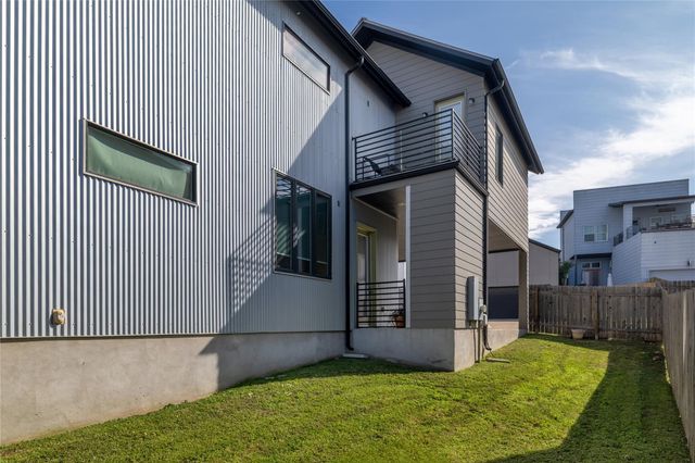 6021 Seville DR, Austin, TX 78724