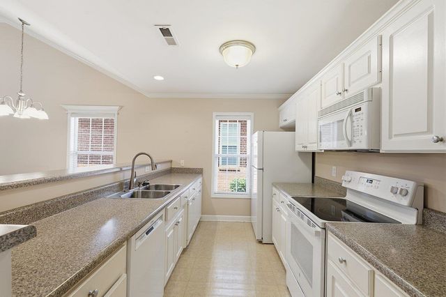 325 Rexford dr, Moore, SC 29369