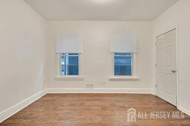 110 17th Street, East Orange, NJ 07017