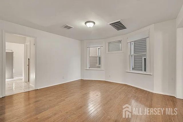 110 17th Street, East Orange, NJ 07017