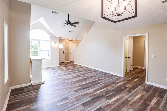 905 Stonebrook Court, Paducah, KY 42003