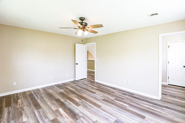 905 Stonebrook Court, Paducah, KY 42003