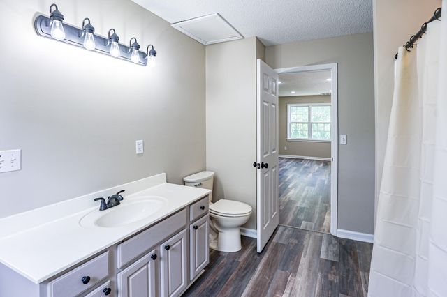 905 Stonebrook Court, Paducah, KY 42003
