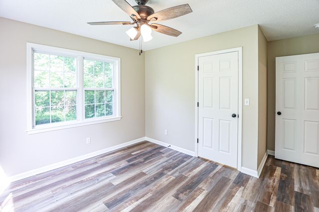 905 Stonebrook Court, Paducah, KY 42003