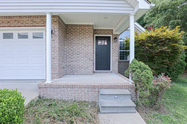 905 Stonebrook Court, Paducah, KY 42003
