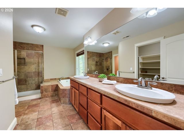 8689 Sw 71ST Ter, Portland, OR 97223