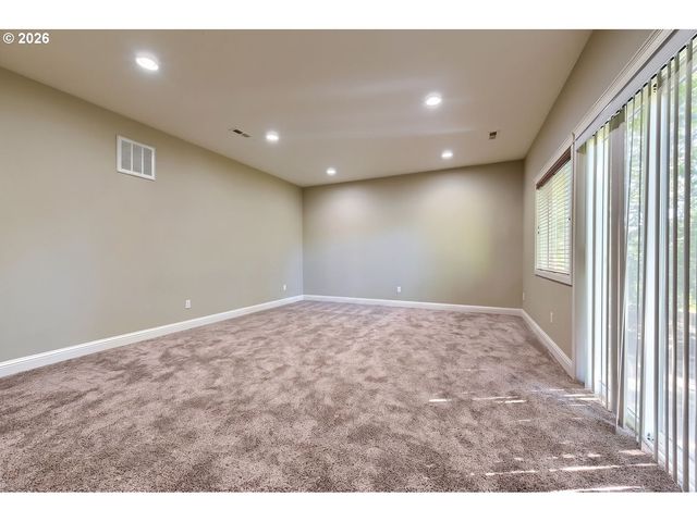 8689 Sw 71ST Ter, Portland, OR 97223