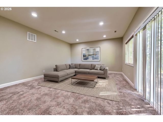 8689 Sw 71ST Ter, Portland, OR 97223