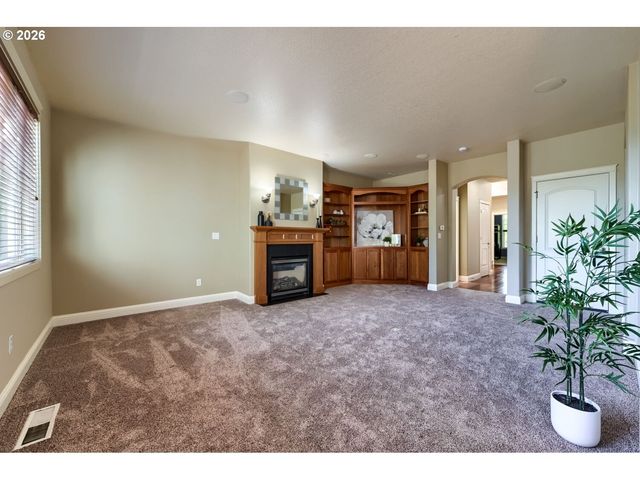 8689 Sw 71ST Ter, Portland, OR 97223