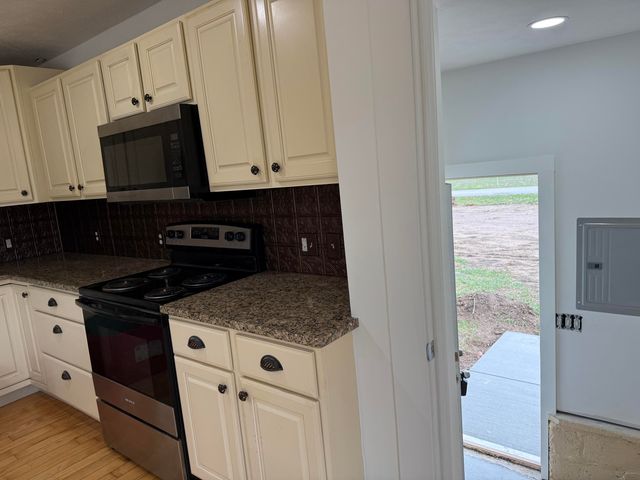 9363 E 56th Street E, Croton Twp, MI 49337