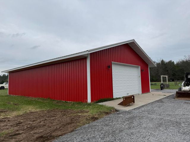 9363 E 56th Street E, Croton Twp, MI 49337