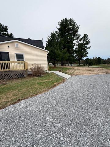 9363 E 56th Street E, Croton Twp, MI 49337