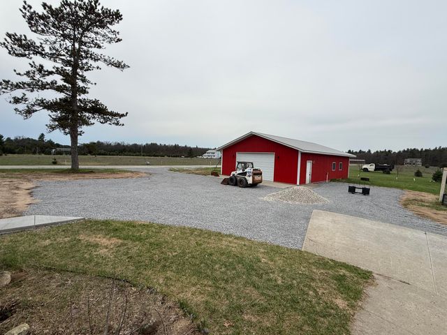 9363 E 56th Street E, Croton Twp, MI 49337