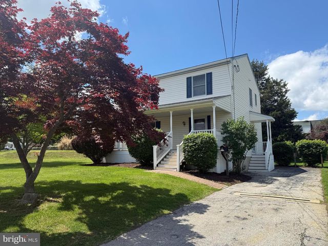 154 3RD AVE, Broomall, PA 19008