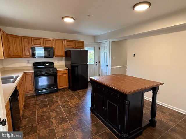 154 3RD AVE, Broomall, PA 19008