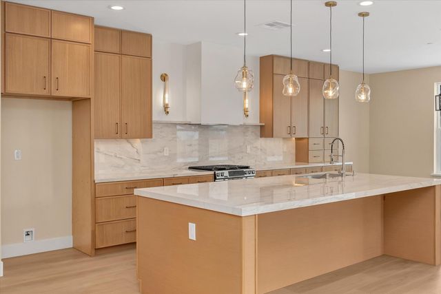 6683 Woodland Dr, Paradise, CA 95969