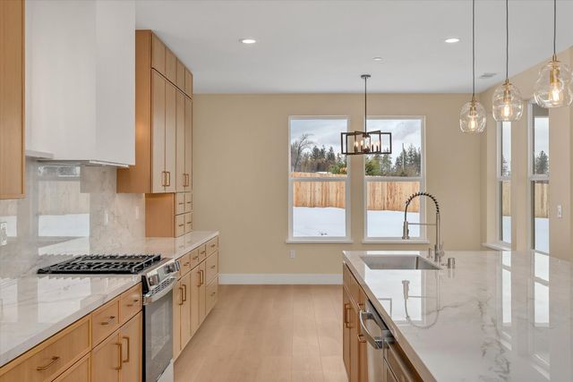 6683 Woodland Dr, Paradise, CA 95969