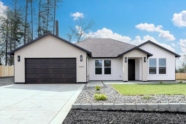 6683 Woodland Dr, Paradise, CA 95969