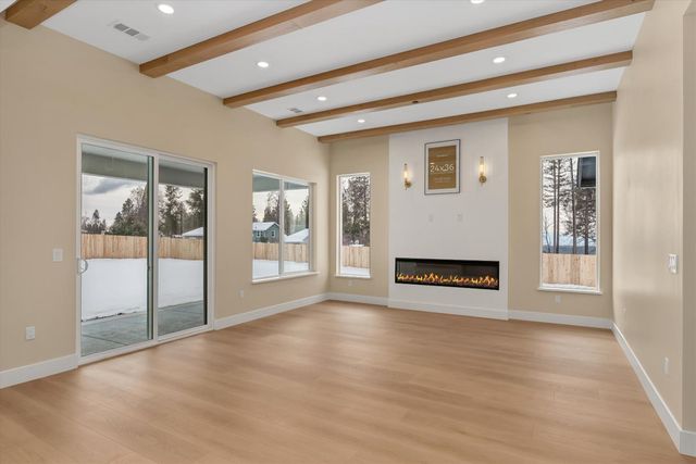 6683 Woodland Dr, Paradise, CA 95969