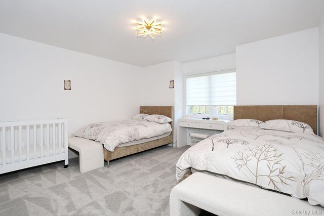 60 Silverwood Circle, Suffern, NY 10901