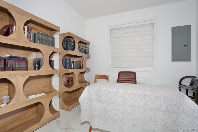 60 Silverwood Circle, Suffern, NY 10901