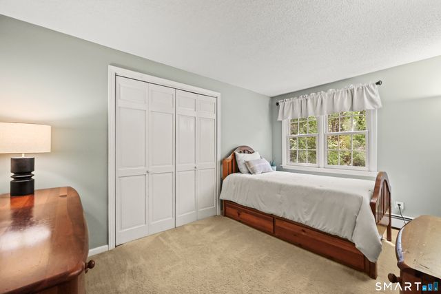 17 Briar Hill Road, Avon, CT 06001