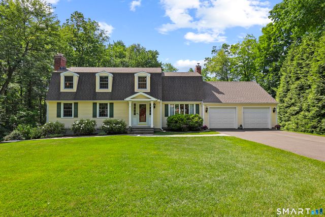 17 Briar Hill Road, Avon, CT 06001