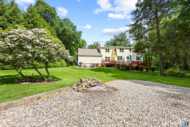 17 Briar Hill Road, Avon, CT 06001