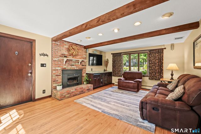 17 Briar Hill Road, Avon, CT 06001