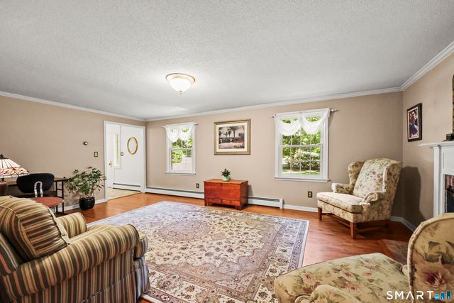 17 Briar Hill Road, Avon, CT 06001