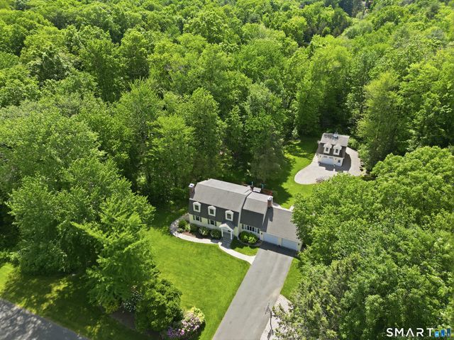 17 Briar Hill Road, Avon, CT 06001