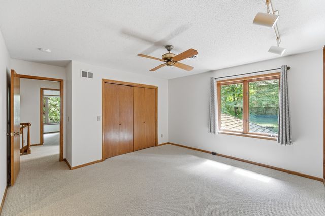 1613 Thornwood Road, West Des Moines, IA 50265